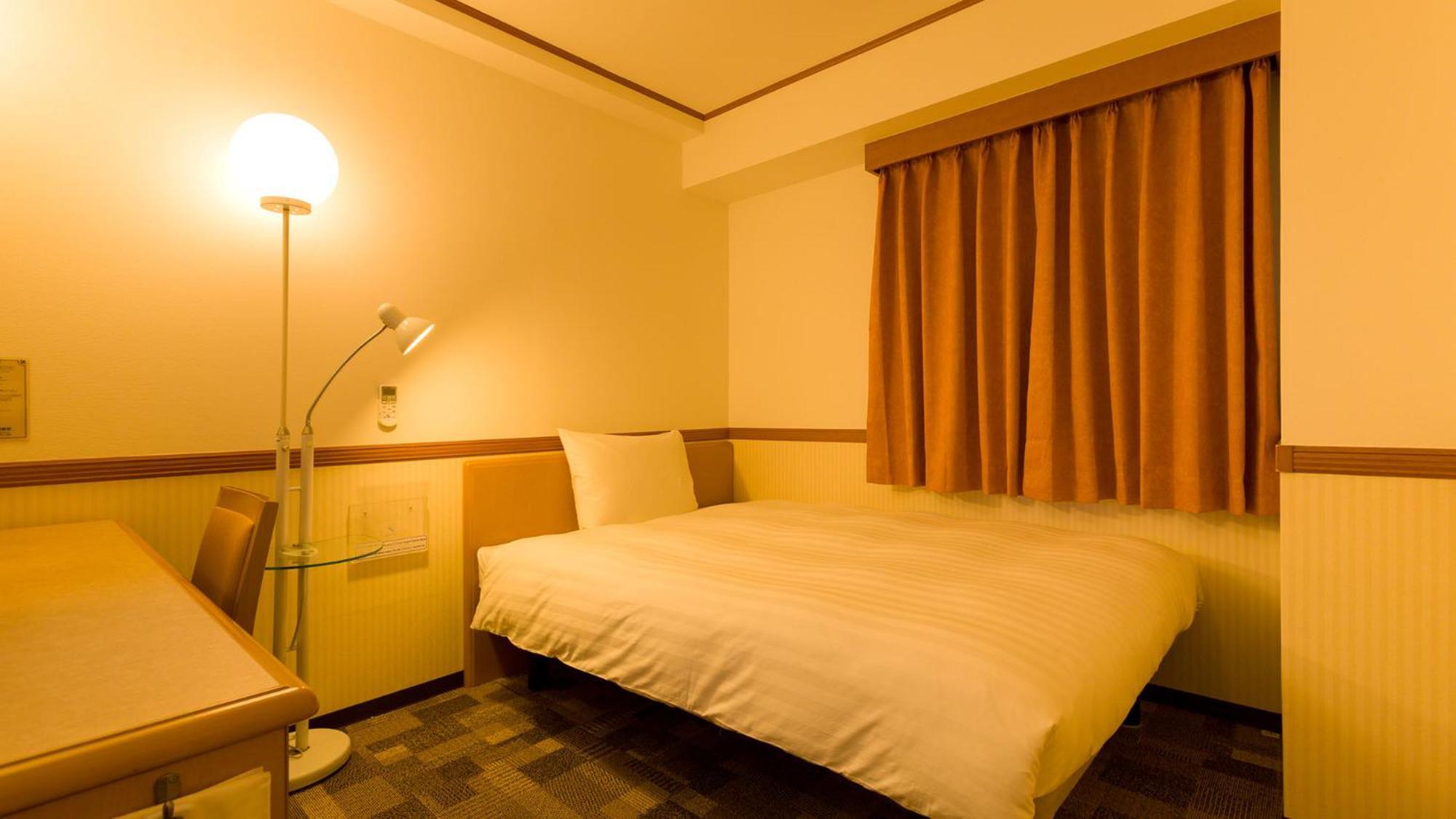 Toyoko Inn Tokyo Tozai-Sen Nishi-Kasai Номер фото