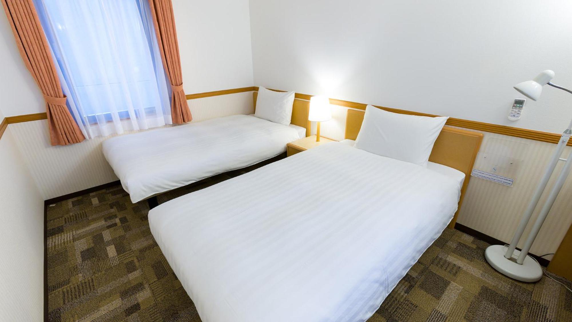 Toyoko Inn Tokyo Tozai-Sen Nishi-Kasai Номер фото
